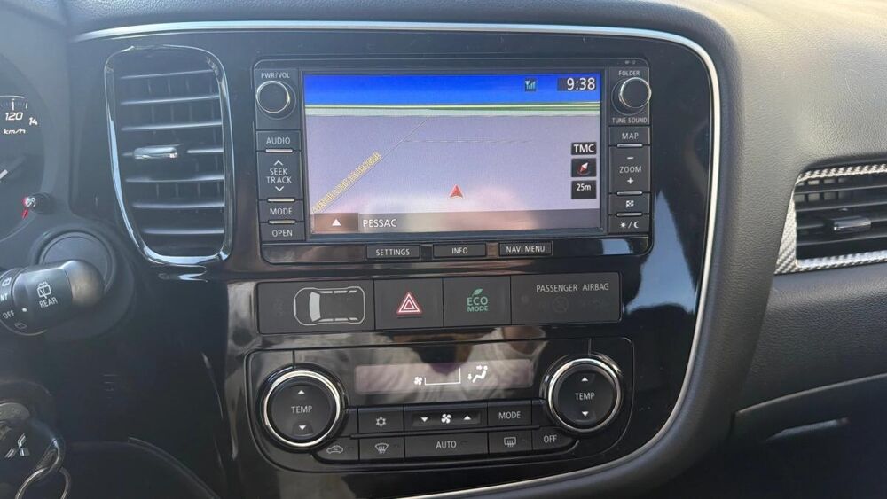 Outlander 2.2 DI-D ClearTec Invite 2WD 2015 occasion 33600 Pessac