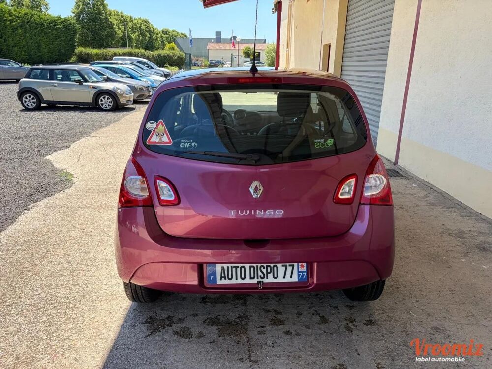 Twingo 1.2 LEV 75 LIFE 2014 occasion 77250 &Eacute;cuelles