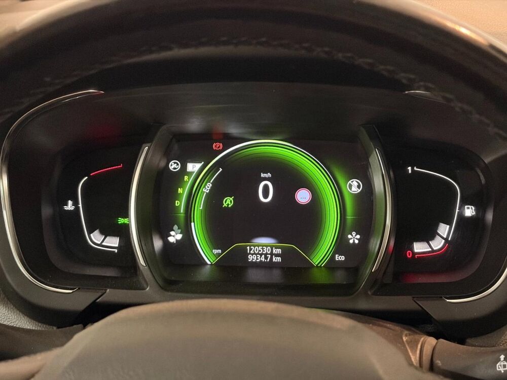Grand scenic IV 1.6 DCI 160 ENERGY INTENS EDC BVA 2017 occasion 17000 La Rochelle