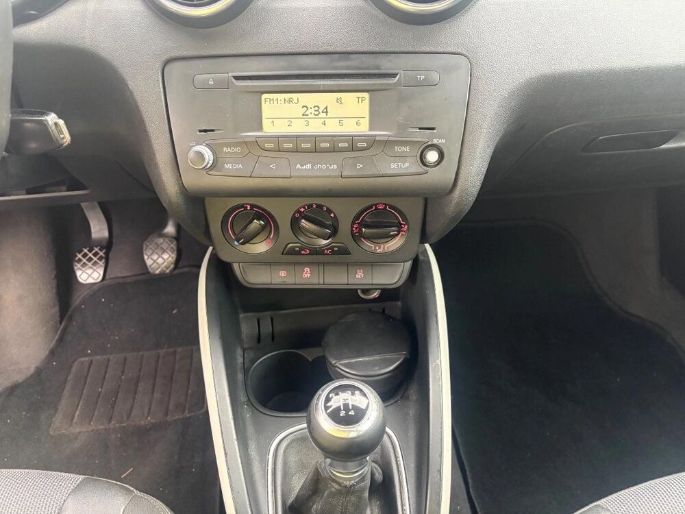 A1 1.2 TFSI 90 AMBIENTE 2011 occasion 78100 SAINT-GERMAIN-EN-LAYE