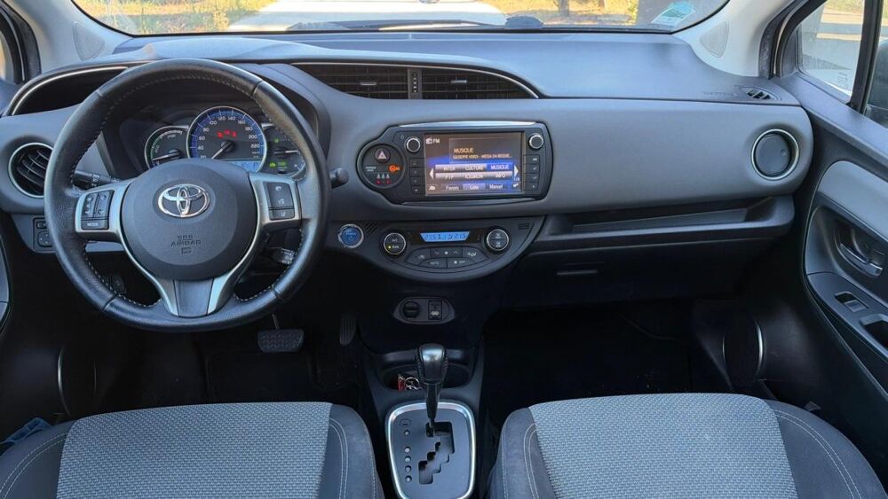 Yaris HSD 100H Dynamic Hybrid 2017 occasion 33600 Pessac