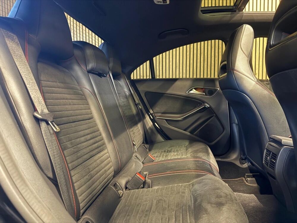 Classe CLA COUPE 1.8 200 CDI 135 FASCINATION 7G-DCT BVA 2014 occasion 78410 Aubergenville