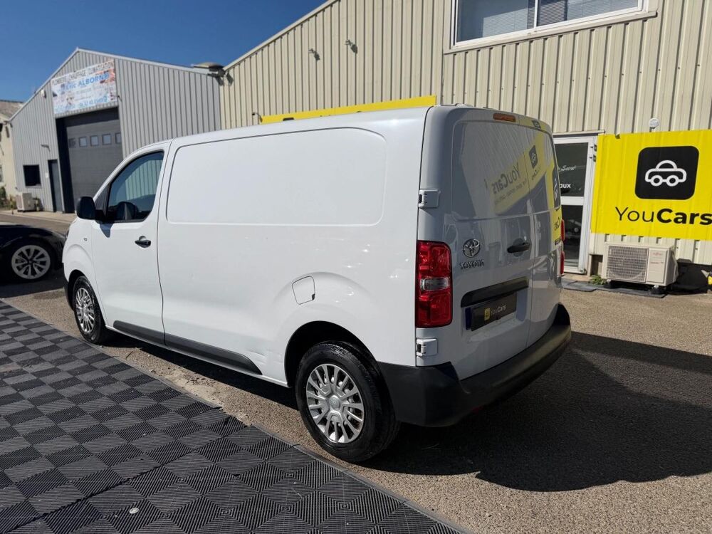 Proace FOURGON 2.0 D4D 140 MEDIUM L2 DYNAMIC 2024 occasion 78630 Orgeval