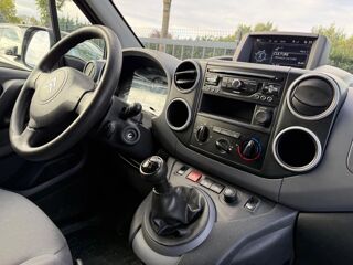 Berlingo GENERATION-II FOURGON 1.6 BLUEHDI 75 BUSINESS 2015 occasion 45560 Saint-Denis-en-Val