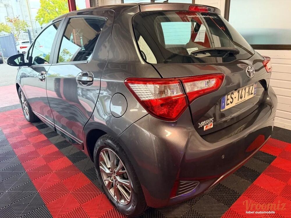 Yaris 1.4 D4D 90 DYNAMIC 2017 occasion 41000 Blois