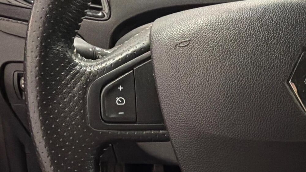 Sc&eacute;nic 1.6 dci 130 ENERGY BOSE 2016 occasion 91380 Chilly-Mazarin