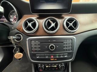 Classe GLA 2.2 220 D 175 BUSINESS 7G-DCT BVA 2016 occasion 33260 La Teste-de-Buch