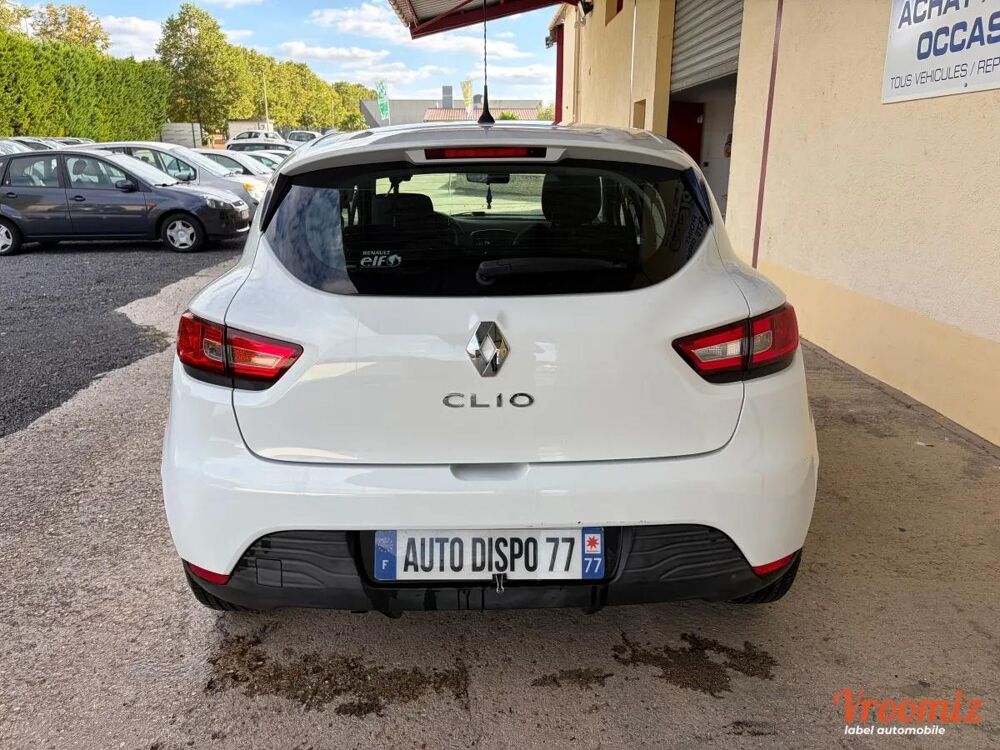 Clio 1.2 75 LIFE 2016 occasion 77250 &Eacute;cuelles