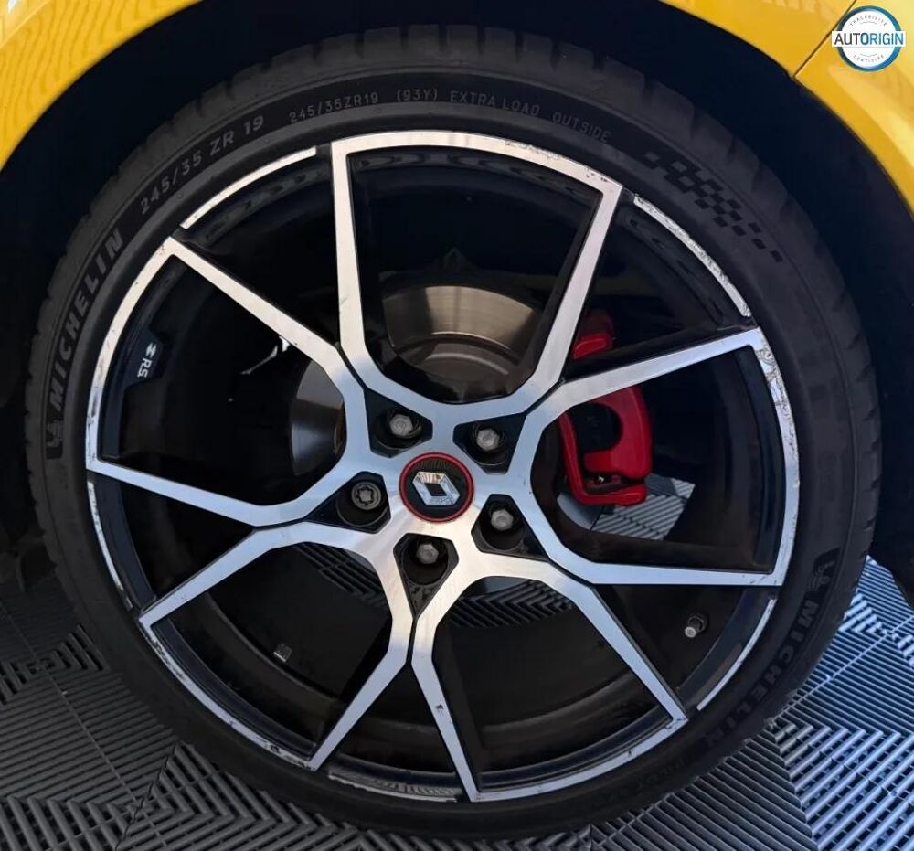 M&eacute;gane 1.8 300 RS EDC BVA 2022 occasion 78410 Aubergenville
