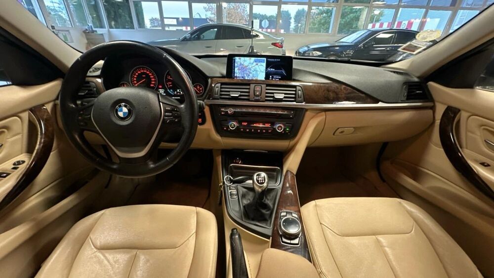 S&eacute;rie 3 318 XD 318 d xDrive 2014 occasion 33600 Pessac