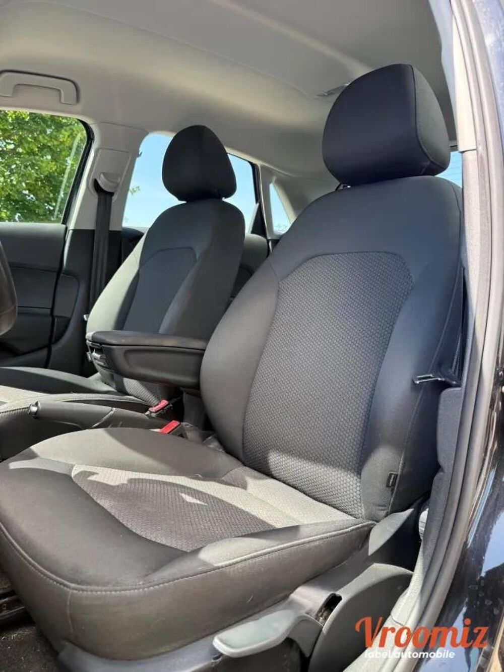 A1 SPORTBACK 1.4 TFSI 120 S-LINE S-TRONIC BVA 2014 occasion 94520 P&eacute;rigny