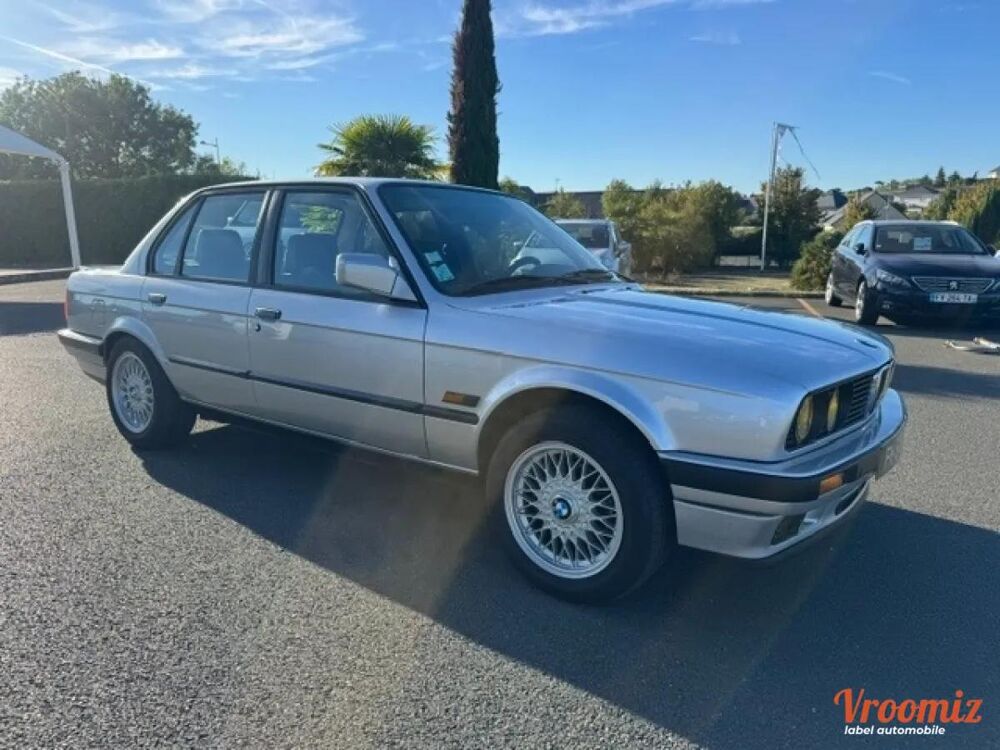 S&eacute;rie 3 325 I AUTOMATIQUE 1990 occasion 49570 Montjean-sur-Loire