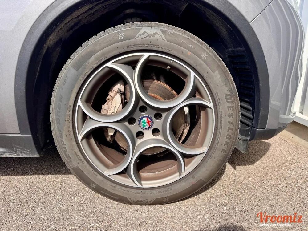 Stelvio 2.2 D 210 LUSSO Q4 BVA 2018 occasion 26000 Valence