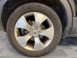 XC40 1.5 T2 130 MOMENTUM ESSENTIEL 2WD GEARTRONIC BVA 2022 occasion 78410 Aubergenville