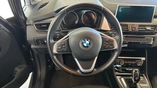 Serie 2 ACTIVE-TOURER 1.5 216 D 115 BUSINESS BVA 2019 occasion 17600 Saujon