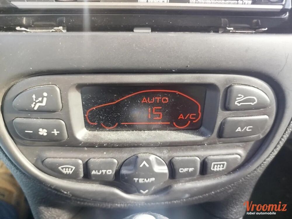 206 1.4 75 XT PREMIUM BVA 1999 occasion 45770 Fleury-les-Aubrais
