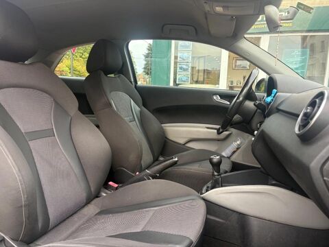 A1 1.2 TFSI 90 AMBIENTE 2011 occasion 78100 SAINT-GERMAIN-EN-LAYE