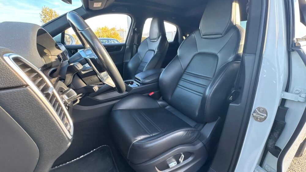 Cayenne 3.0 V6 E-HYBRID COUPE 462Ch 2020 occasion 60200 Compi&egrave;gne