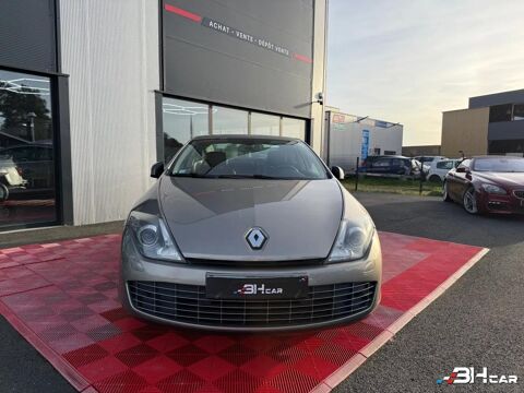 Laguna COUPE 2.0 205 GT 2009 occasion 33980 Audenge