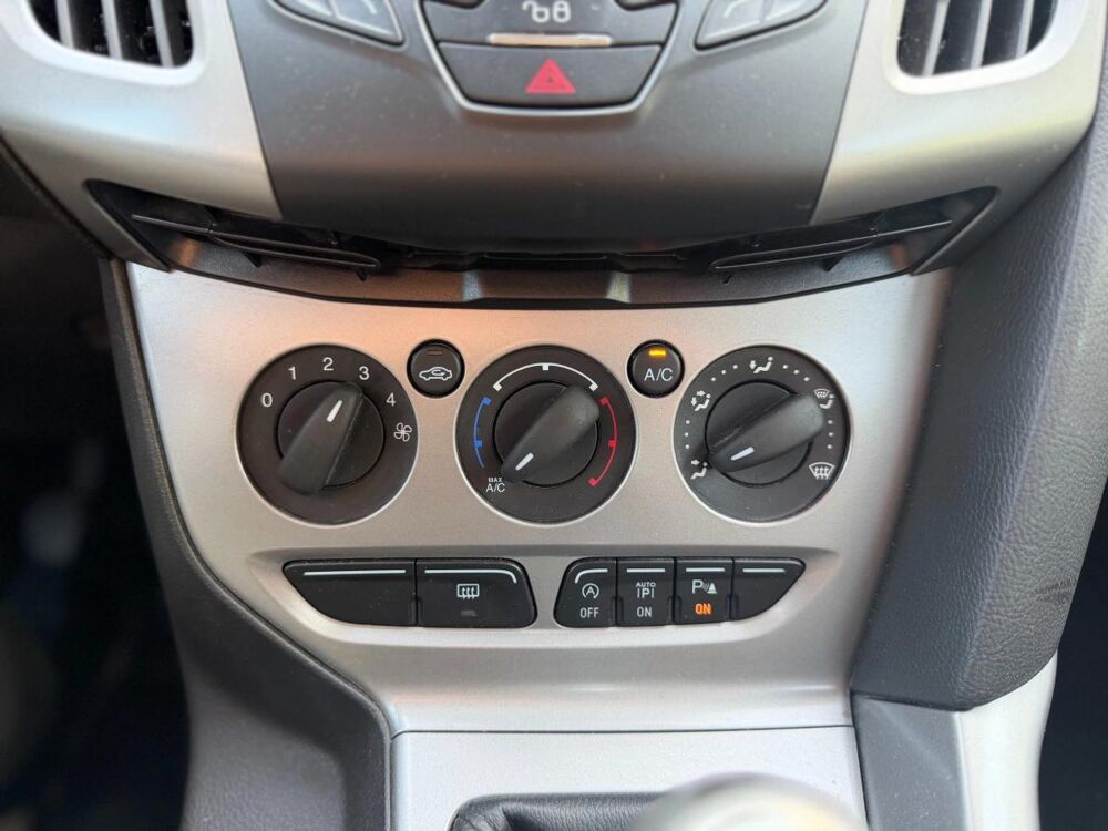 Focus BREAK 1.0 ECOBOOST 125 TITANIUM START-STOP 2014 occasion 78630 Orgeval