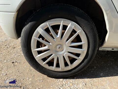 Clio 2000 occasion 69580 Sathonay-Camp