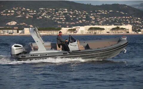 Bateaux &agrave; moteur Pneumatique - Semi-rigide 2022 occasion Fr&eacute;jus 83600