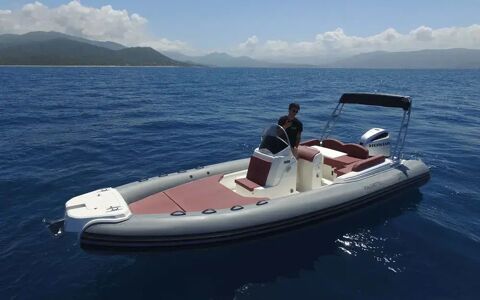 Bateaux &agrave; moteur Pneumatique - Semi-rigide 2021 occasion Fr&eacute;jus 83600