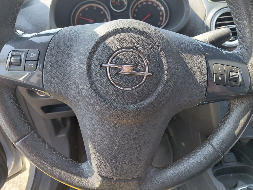 Corsa 1.3l 95cv   faible kilom&eacute;trage 2011 occasion 57280 MAIZIERES-LES-METZ