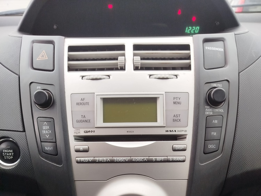 Yaris d4d boite automatique 2006 occasion 45770 Fleury-les-Aubrais