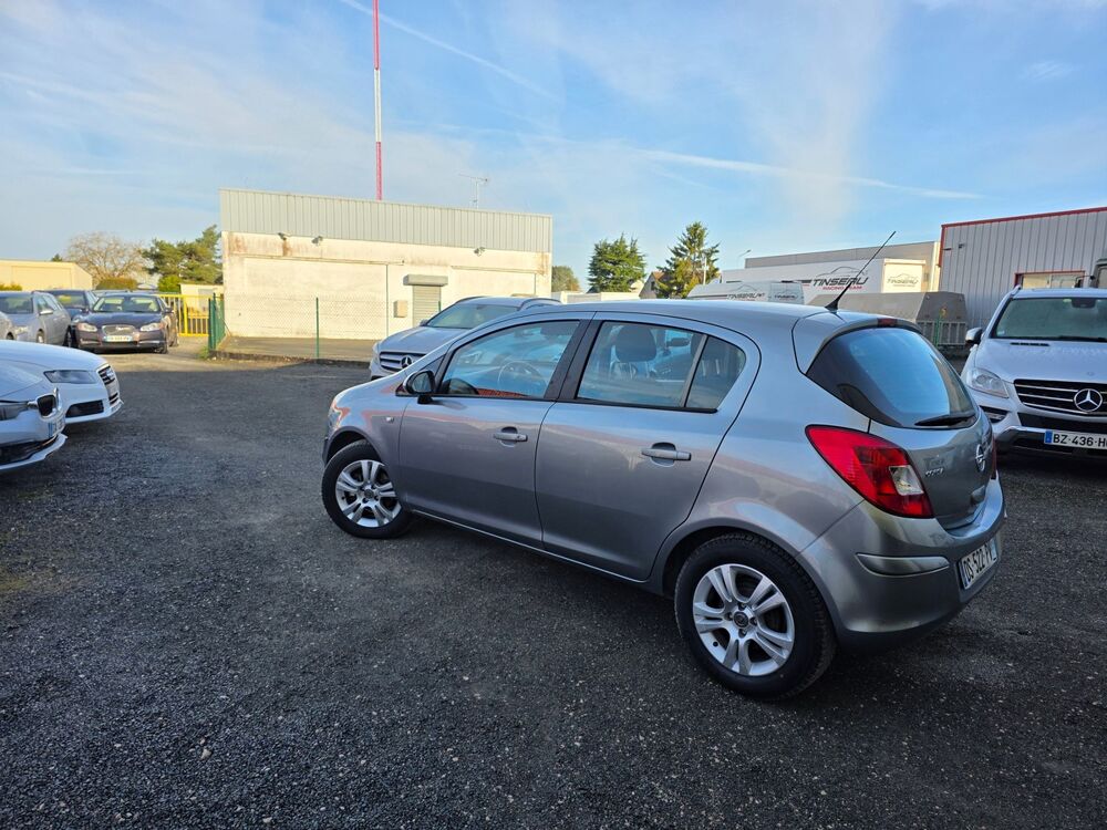 Corsa 1.2 86CH 136 000KM VENDU DANS L'ETAT VOYANT ABS ALLUME 2013 occasion 41350 Vineuil