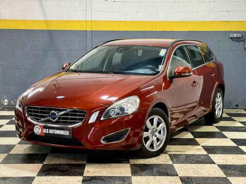 Volvo V60 Momemtum D4 / Radar de Recul / Diesel / 163CH Din 2012 occasion DECINES-CHARPIEU 69150