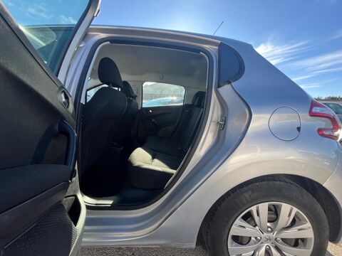 208 / 5 Portes 1.4 HDi 68 cv *Finition Active / CLIM * 2013 occasion 34770 Gigean