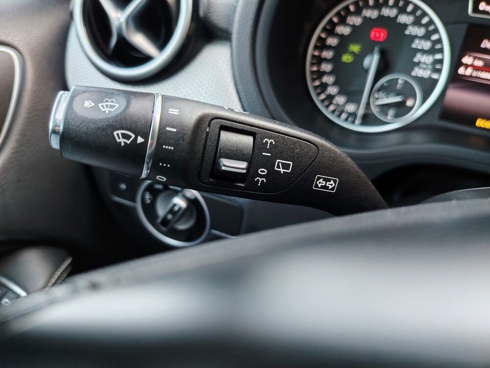 Classe B W246 II 1.8 200 CDI 136 Ch SPORT BVM6 2014 occasion 34500 B&eacute;ziers