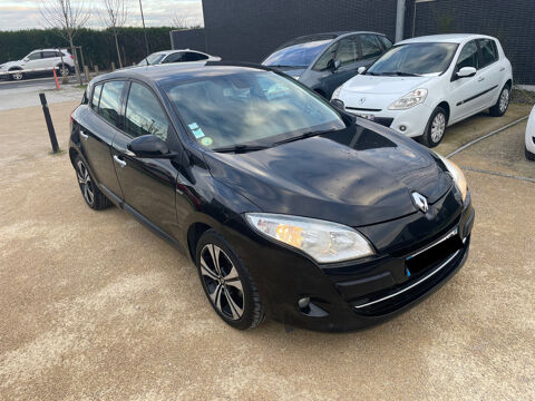 Renault megane 3 - 1.5 DCI 110 CH FAP ECO2 BOSE CHAMPIO