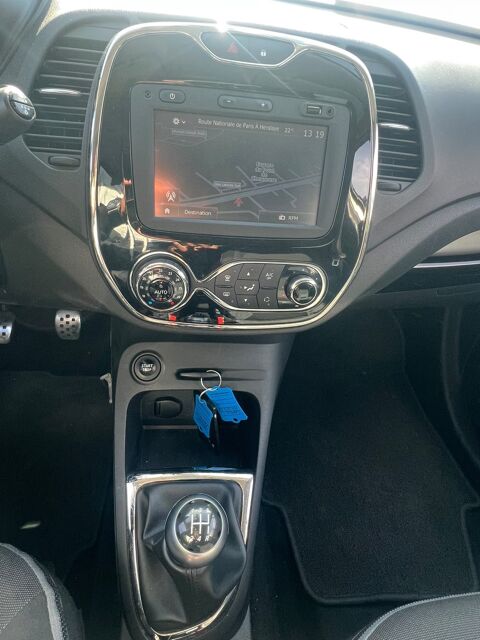 Captur (2) 0.9 TCE 90 ENERGY INTENS BELLE AUTO SUV &Ccedil;A ROULE 2016 occasion 78310 Coigni&egrave;res