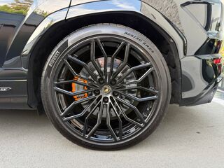 Urus 4.0 V8 800 CH SE / 1ERE MAIN / 14794 KMS 2025 occasion 62780 CUCQ