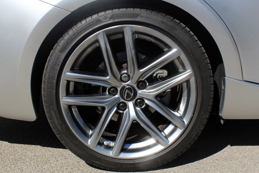 IS III (2) 300H F SPORT EXECUTIVE FULL OPTIONS + CARPLAY / ENT 2020 occasion 34430 Saint-Jean-de-V&eacute;das