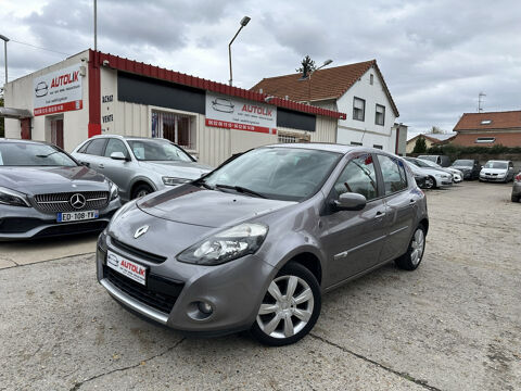 Renault clio - (2) 1.2 TCE 100 XV DE FRANCE 5P - Gris