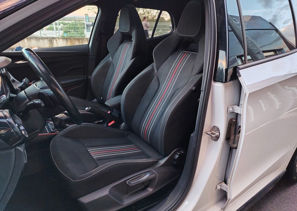Fabia 1.5 TSI 150Ch MONTE CARLO DSG7 CARPLAY / TOIT PANO / CAMERA 2023 occasion 34500 B&eacute;ziers