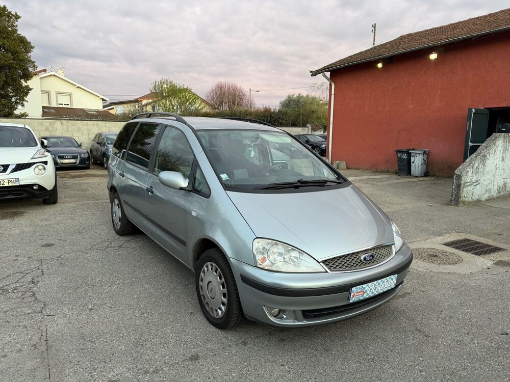 Galaxy 1.9 tdi 115ch Confort 7PLACES Radar av et arr + attelage 2004 occasion 69330 MEYZIEU