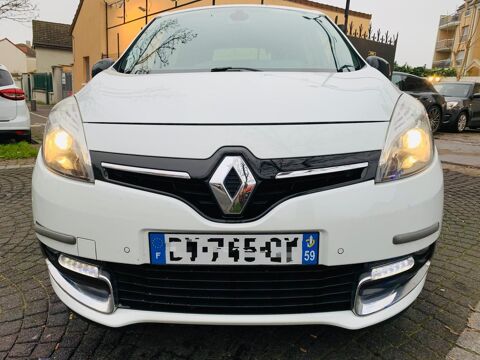 Scénic III (2) édition Bose - 1.5 dCi 110Cv - BV6 - Bose Sound Gps - C 2015 occasion 78800 Houilles