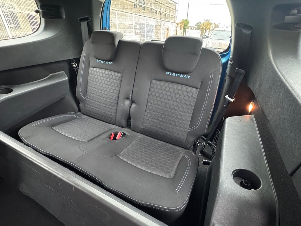 Lodgy STEPWAY DIESEL 7 PLACES GPS RADAR DE RECUL PAIEMENT EN 3/4/1 2016 occasion 95100 Argenteuil