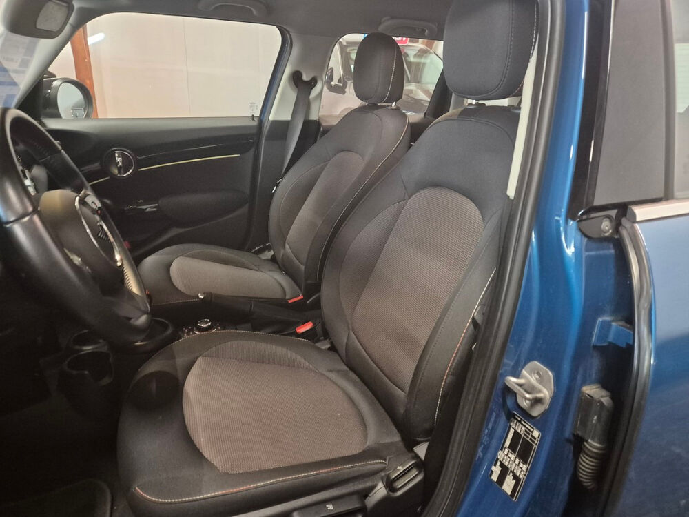 Cooper 1.5 136CV - BOITE AUTO - PACK PREMIUM - VIRTUAL COCKPIT - RE 2023 occasion 31410 Saint-Sulpice-sur-L&egrave;ze