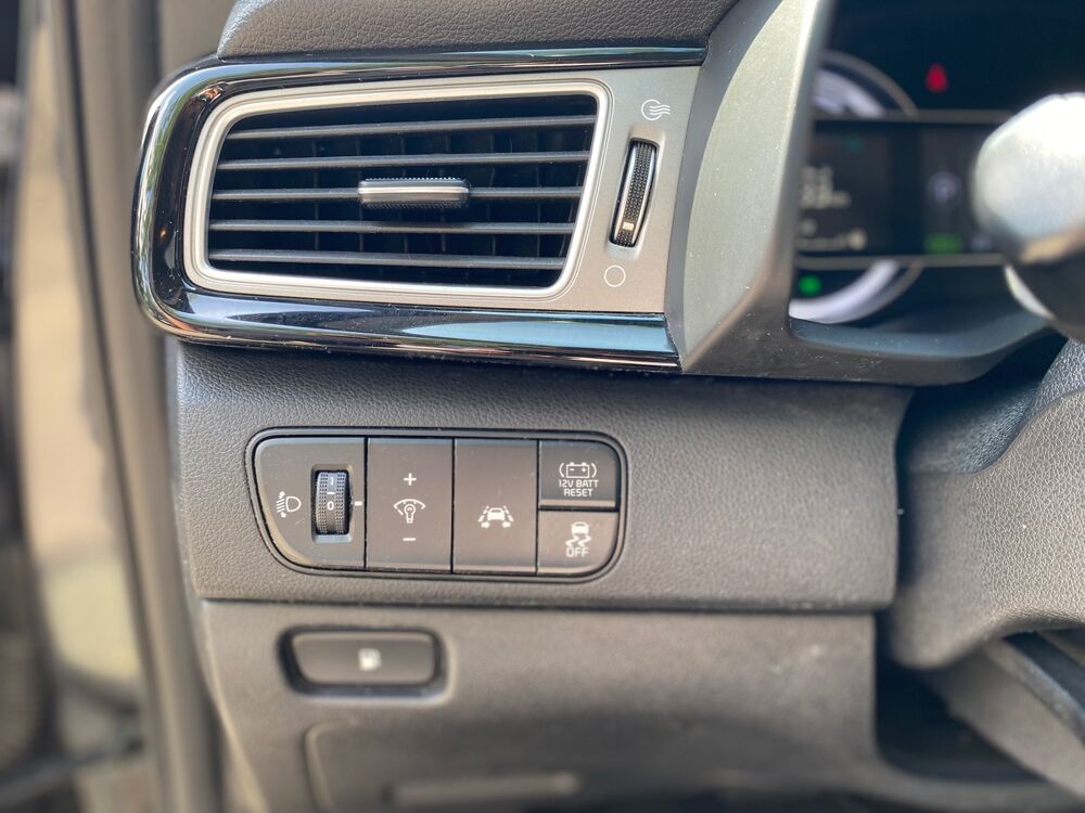 Niro HYBRID 1.6 GDi 141CV FINITION PREMIUM - BOITE AUTO - CAMERA 2018 occasion 78280 GUYANCOURT