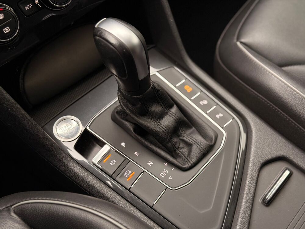 Tiguan II Carat exclusive 2.0 TDi DSG7 150 cv Bo&icirc;te auto - Si&egrave;ges c 2019 occasion 95190 Goussainville