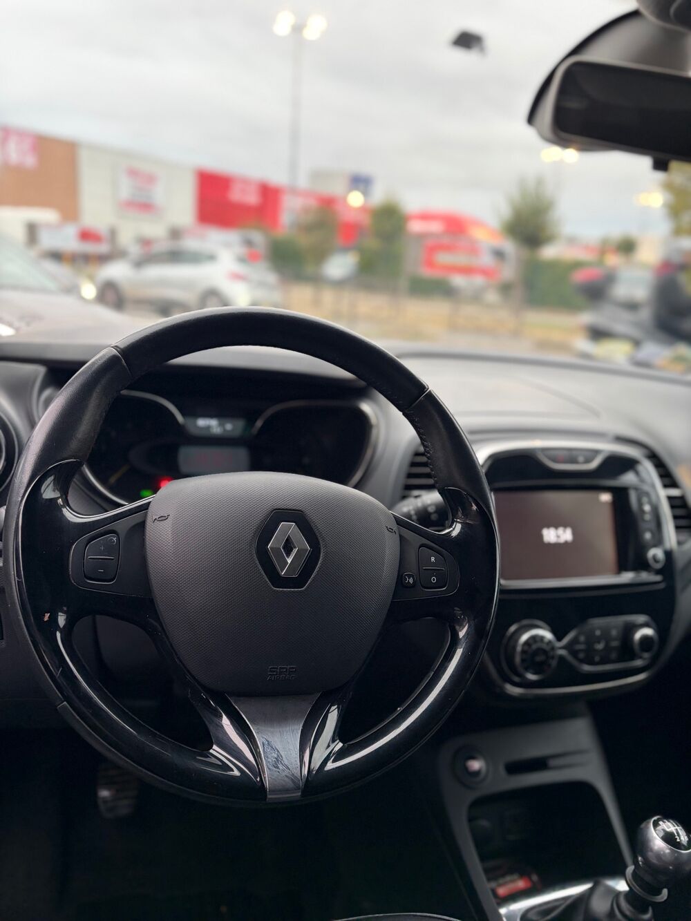 Captur 1.5l DCI 110 TOUT LE SUIVIE D ENTRETIEN GPS CUIR CHAUFFANT 2015 occasion 95100 ARGENTEUIL