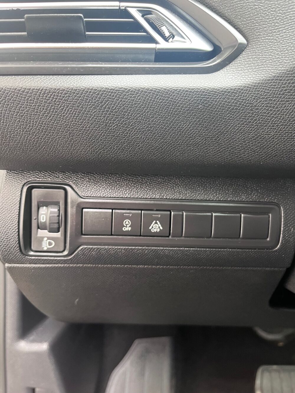 308 SW II 1.5 BlueHDi 130 ch Diesel *BOITE AUTOMATIQUE* **TOIT 2019 occasion 29200 BREST