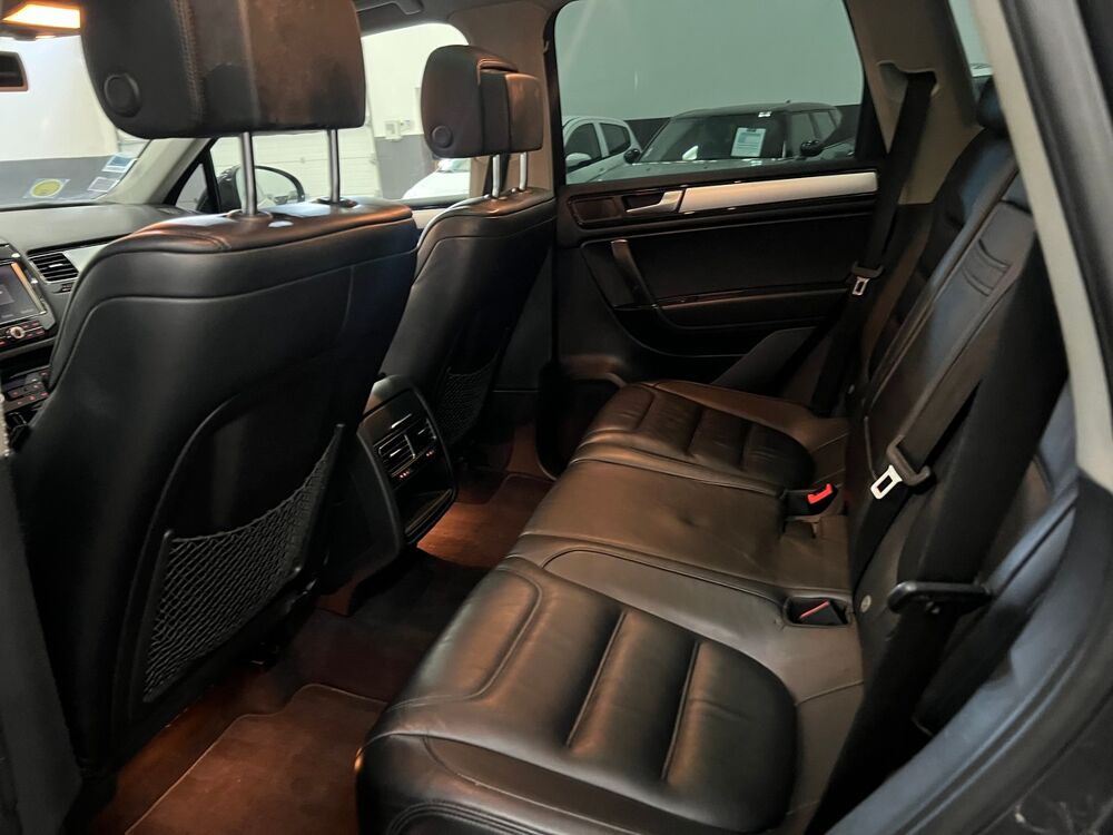 Touareg 3.0 tdi 245 CH CARAT EDITION / Financement possible 2012 occasion 69800 SAINT-PRIEST