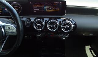 Classe A MERCEDES CLASSE A IV 180 D AMG LINE 7G-DCT -Carplay -entreti 2018 occasion 34500 B&eacute;ziers