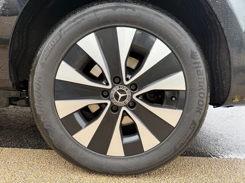 Classe V LONG Ph2 V300 2.0 CDI 237CV AVANTGARDE 4MATIC - 8 PLACES - 2021 occasion 78280 GUYANCOURT
